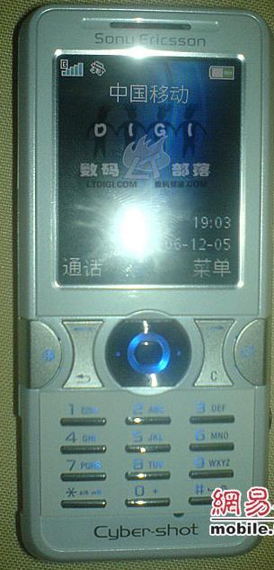 Sony Ericsson LI K770i. Фото.